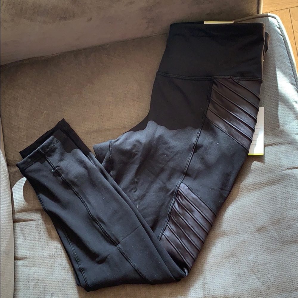 Workout pants